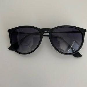 Black polarize sunglasses
